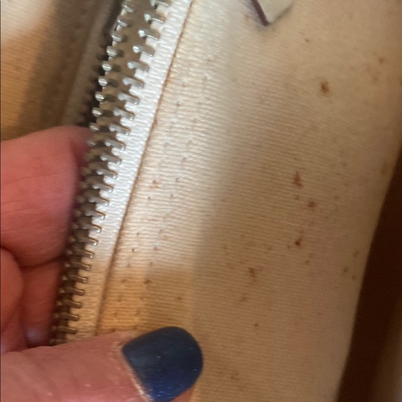 Burberry Cranberry and Cream Tartan Tote Bag - Picture 7 of 14